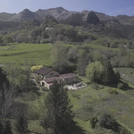 לינה וארוחת בוקר Casa Val De Vida